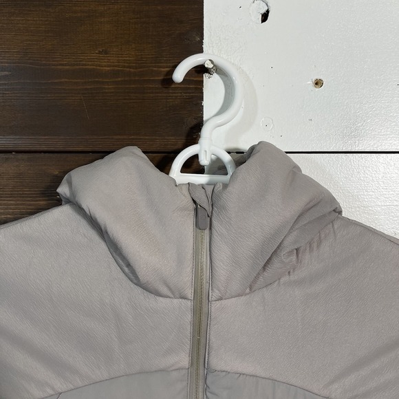 Lululemon Womens Down For It All Jacket Vapor Gray 700 Fill Size 6 - Picture 4 of 9